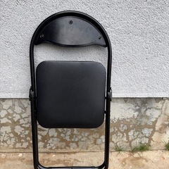 パイプ椅子　ブラック　びひん美品の画像