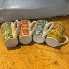 【引取り限定】セリアマグカップ4色セット/中古品の画像