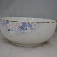 [1709] 宇野 千代 桜柄 紫 ボウル盛鉢19cm 大鉢 陶器 花柄の画像
