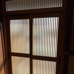 引き取り！YKK AP 木製風　アルミスライドドアの画像