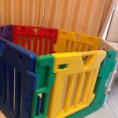 ベビーサークル　お話中の画像