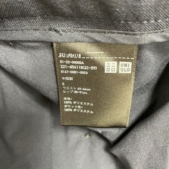 ユニクロ　パンツスーツ　濃紺　S  美品の画像
