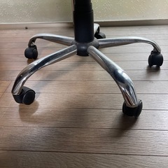 ブラック　昇降付きイス　の画像