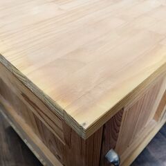 キャスター付き　サイドキャビネット　収納　扉　木製　シェルフ　サイドボード　ナチュラル　サイズ（約）幅36×奥42×高40　　■近隣配送無料 買取GO‼　栄和店の画像