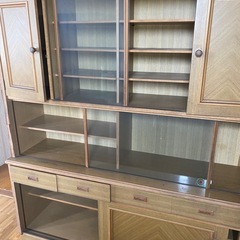 タンスや机など。全部持って行ってくれる方限定の画像