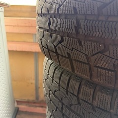 トーヨー スタッドレス GARIT GIZ 205/60R16 4本セット
の画像