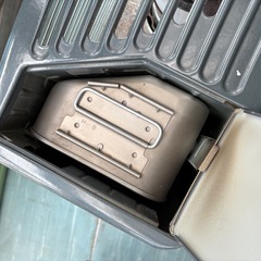 ①トヨトミ　石油ストーブの画像