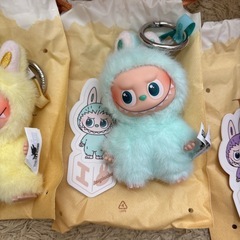 ラブブ　　イニシャルラブブの画像