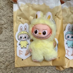 ラブブ　　イニシャルラブブの画像