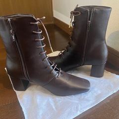 ミオ ノティス MIO NOTIS レースアップヒールブーツ の画像