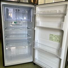 【リサイクルショップ ピカソ 小松原】🧊✨2021年製 SHARP（シャープ） 2ドア冷凍冷蔵庫【SJ-D23F-S／225L／シルバー】✨🧊★1546★の画像