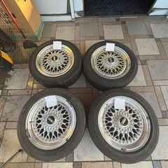 愛知県内タイヤ付きアルミホイールどんなものでも買取ます