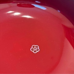 赤黒のお盆の画像