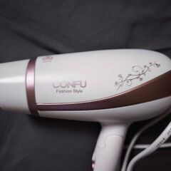 CONFU ヘアドライヤーの画像