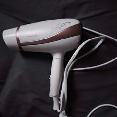 CONFU ヘアドライヤーの画像