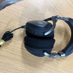 ASUS ROG ゲーミングヘッドセット（有線）の画像