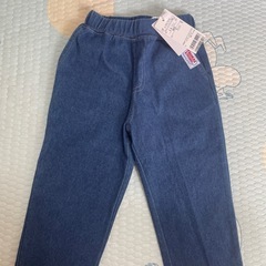 ミキハウスTシャツ80cm2枚、2、3回着用 petit mainズボン90cm試着だけです。
の画像