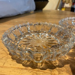 【引き取り限定】中古品/ガラス灰皿/2個セットの画像