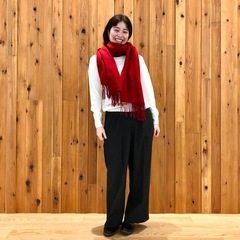無印良品　毛　ウール100%  ひざ掛けにもなるストールマフラー　赤　レッドの画像