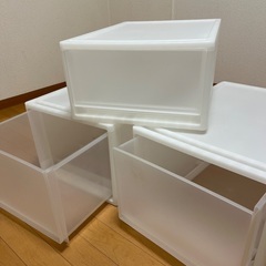 収納ボックス 3つの画像