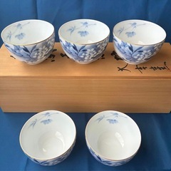 【未使用】宇野千代　青い花柄　湯飲5個セットの画像