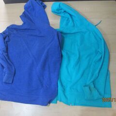 GAP フード付きパーカーMサイズ 2点セット　中古品です。の画像