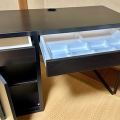 11/17まで　IKEA ミッケ　デスク　ブラウン の画像