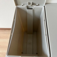 引渡し決定 45リットルゴミ箱あげます の画像