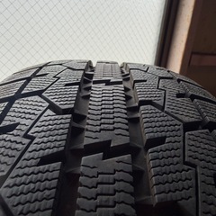 トーヨー スタッドレス GARIT GIZ 205/60R16 4本セット
の画像