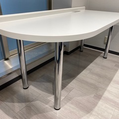 11/19まで直接引き取り限定◎解体済み◇横幅163cm奥行70cmの大きなPCデスク。作業台にも！ 中古美品の画像