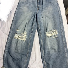 H&M ダメージデニムパンツ レディース　EUR38　美品の画像