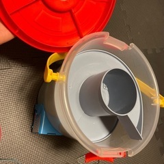 トミカ収納バケツの画像