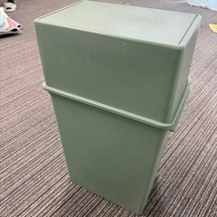 無料でさしあげます！ダストボックス（ゴミ箱）の画像