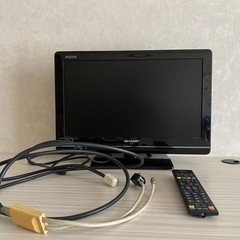 SHARP AQUOS 液晶テレビ　2012年製19V型の画像