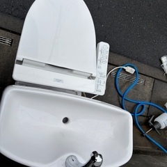 TOTO TCF6621 2017年 + TOTO CS232BM 2021年の画像