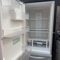 315L 日立 Hitachi ノンフロン冷蔵庫 R-K320EVL  ライトシルバー　2014年製の画像