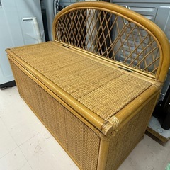 美原店 ラタン製 籐家具 背もたれ付き 収納 ベンチ レトロ の画像
