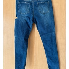 ダメージ スキニーパンツ Lの画像
