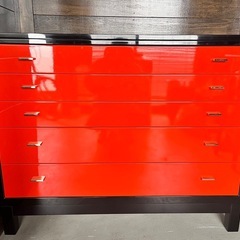 漆仕上げ箪笥の画像