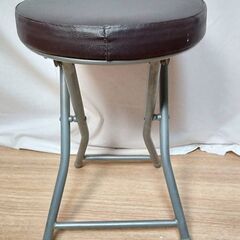 【B407】フォールディングチェアー　折り畳み式　簡易椅子　高さ47㎝の画像