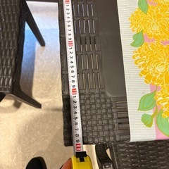 テーブル、椅子の画像