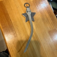 ディオール　キーホルダーの画像