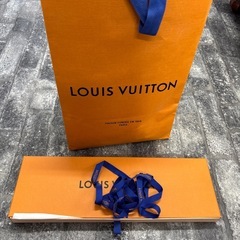 LOUIS VUITTON オレンジ紙袋大＋空箱＋紐付きの画像