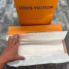 LOUIS VUITTON オレンジ紙袋大＋空箱＋紐付きの画像