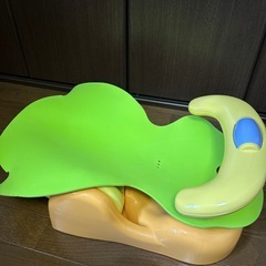 アップリカ　はじめてのお風呂から使えるバスチェア　の画像