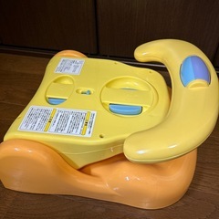 アップリカ　はじめてのお風呂から使えるバスチェア　の画像