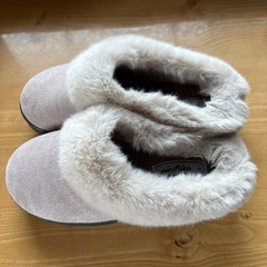 ムートンスリッポンの画像