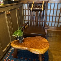 サイドテーブルの画像