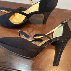 ハイヒール　23センチの画像