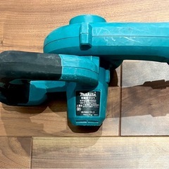 マキタ 充電式ブロアー 本体のみ の画像